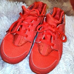 Kids red hurrache 2y